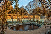 ROUSHAM, OXFORDSHIRE: JANUARY, FROST, FROSTY, WINTER, DAWN, SUNRISE, THE WALLED GARDEN, POOL, POND