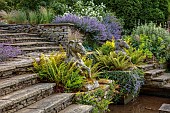 THE SUMMERHOUSE, OXFORDSHIRE: STEPS, HORSE STATUE, SCULPTURES, FERNS, WATERFALL, POND, POOL, CANAL, SUMMER, COTSWOLDS, JULY