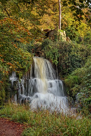 BOWOOD_HOUSE_AND_GARDENS_WILTSHIRE_THE_CASCADE_WATERFALL_WATER_AUTUMN_OCTOBER_FALL