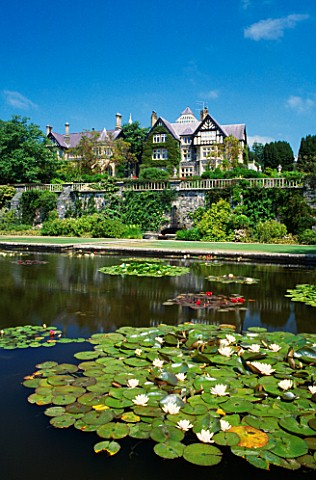 THE_FORMAL_LILY__POND_TERRACE__BODNANT_GARDEN__WALES