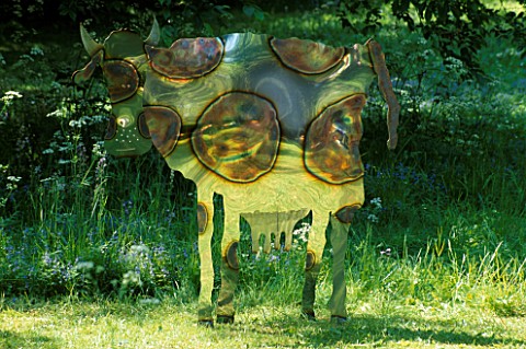 METAL_COW_BY_COLIN_COMRIE