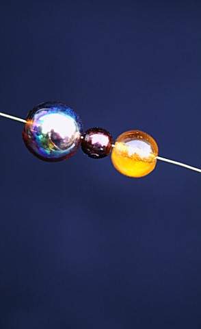BEADS_ON_WIRE