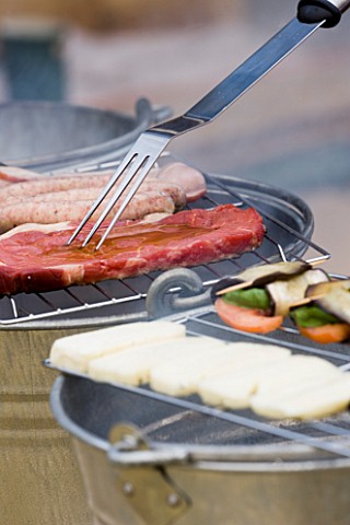 BARBEQUE_PROJECT_METAL_BUCKET_BARBEQUE_WITH_HALLOUMI_CHEESE__VEGETABLE_KEBABS__SIRLOIN_STEAK_AND_SAU
