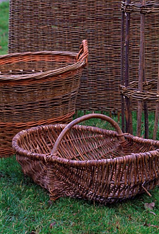 WINDRUSH_WILLOW_WILLOW_BASKET_AND_TRUG