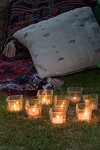 DESIGNER_CLARE_MATTHEWS__SARI_CANOPY_PROJECT_INSIDE_THE_CANOPY_WITH_CANDLES_AND_CUSHIONS