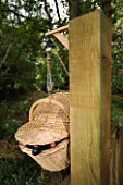 DESIGNER CLARE MATTHEWS: TREE HOUSE PROJECT - BEER IN BASKET WITH PULLEY SYSTEM