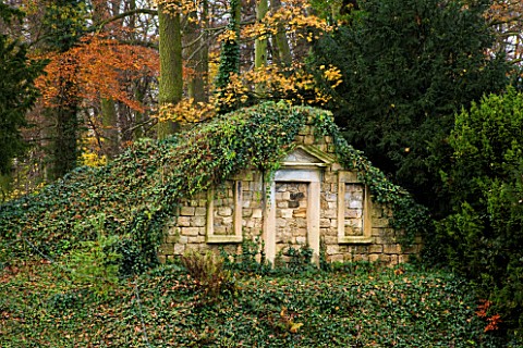 BRODSWORTH_HALL__YORKSHIRE_ENGLISH_HERITAGE_STONE_BUILDING__AN_EYECATCHER_COVERED_IN_IVY