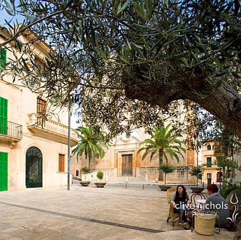 SUITEDO_THE_CHURCH_WITH_OLIVE_TREE__SANTANYI_MALLORCA__SPAIN