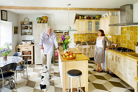 DESIGNER_ANNE_FOWLER__THE_KITCHEN__ALAN_WITH_DOG_AND_ANNE_FOWLER