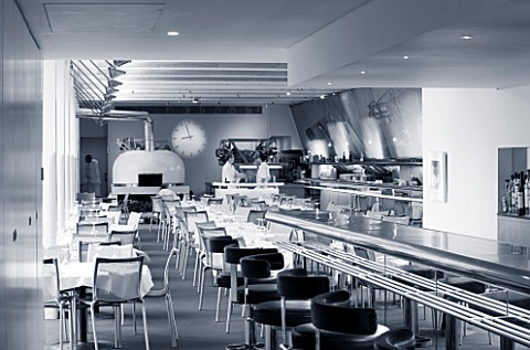 THE_RIVER_CAFE_RESTAURANT__LONDON_BLACK_AND_WHITE_TONED_I_MAGE_OF_INTERIOR_OF_RESTAURANT_AND_BAR