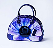 GIFTED PRODUCT - PURPLE HANDBAG WITH CLIVE NICHOLS FLORAL IMAGE OF ANEMONE