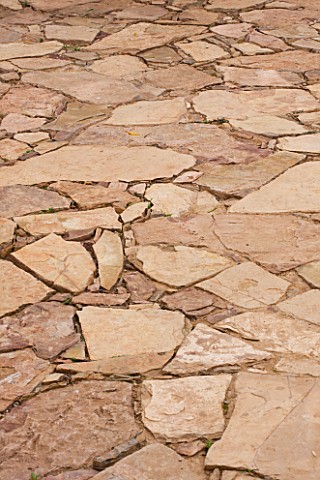 DESIGNERS_ERIC_OSSART_AND_ARNAUD_MAURIERES__MOROCCO_AL_HOSSOUN__DETAIL_OF_PAVING