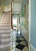 DESIGNER BUTTER WAKEFIELD  LONDON - HALLWAY WITH STAIRCASE