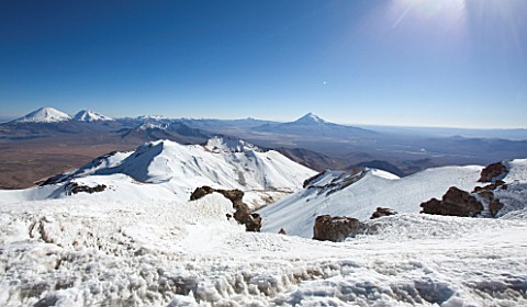 MOUNTAINS_IN_BOLIVIA