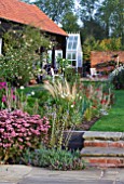 ULTING WICK  ESSEX - THE GARDEN IN AUTUMN - VIW TOWARDS THE GREENHOUSE