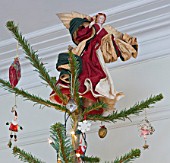 SARAH BAKERS HOUSE  THE OLD VICARAGE  SOMERSET: CLASSICAL  ANGEL CHRISTMAS TREE TOPPER.