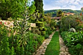 VILLA FORT FRANCE  GRASSE  FRANCE: THE FRONT GARDEN WITH VIEW TO VILLA  PATH AND CLOUD PRUNED TOPIARY