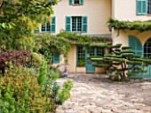 VILLA FORT FRANCE  GRASSE  FRANCE: THE VILLA WITH TERRACE AND CLOUD PRUNED TOPIARY
