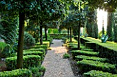 LA CASELLA, FRANCE: PATH, VISTA, CLIPPED, TOPIARY, MEDITERRANEAN, FRENCH, FORMAL, GREEN, EVERGREENS, SUMMER, PROVENCE, HEDGES, HEDGING, BOX, BUXUS