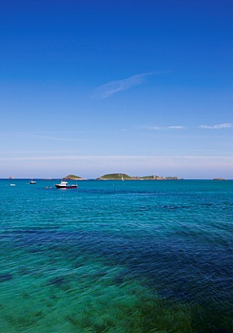 THE_ISLES_OF_SCILLY_VIEW_FROM_THE_JETTY_ON_ST_MARTINS