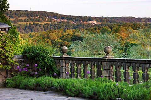 HADDON_HALL_DERBYSHIRE_VIEW_OF_SURROUNDING_COUNTRYSIDE_FROM_THE_UPPER_GARDEN__EVENING_LIGHT__JUNE