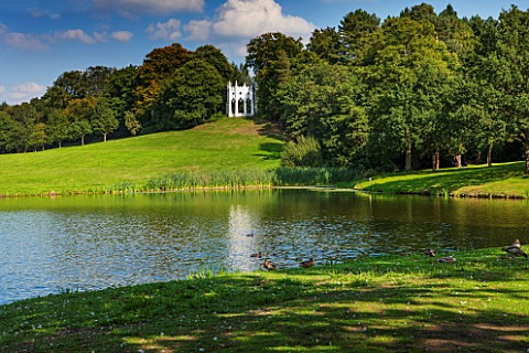 PAINSHILL_PARK_SURREY_VIEW_FROM_THE_GROTTO_TO_THE_GOTHIC_TEMPLE__LANDSCAPE_GARDEN_ORNAMENT_LAKE_GRAS