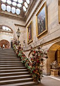 CASTLE HOWARD, YORKSHIRE: CHRISTMAS - THE GRAND STAIRCASE DECORATED FOR CHRISTMAS - DECORATIVE, ORNAMENT, WINTER, NOVEMBER, STEPS