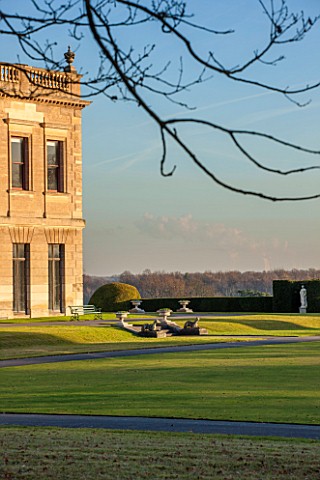 BRODSWORTH_HALL_YORKSHIRE_DAWN_WINTER_JANUARY_VIEW_ACROSS_LAWN_TO_THE_HALL