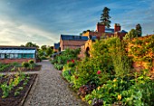 MORTON HALL, WORCESTERSHIRE: THE KITCHEN GARDEN IN SPRING. WALL, WALLED, COUNTRY, GARDEN, ENGLISH, CLASSIC