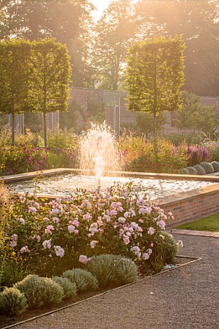WYNYARD_HALL_COUNTY_DURHAM_WALLED_ROSE_GARDEN_BORDERS_SUMMER_JUNE_ROSES_WATER_FEATURE_FOUNTAINS_POOL