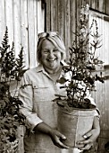 HARE SPRING COTTAGE PLANTS, YORKSHIRE: OWNER STELLA EXLEY. BLACK AND WHITE TONED IMAGE