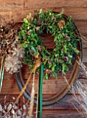 BABYLON FLOWERS, OXFORDSHIRE - OUTDOOR UNDERCOVER STUDIO WITH NATURAL WREATH MAKING INGREDIENTS, WORKSHOP, PICTURE FRAME, WREATH