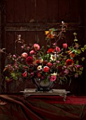 GREEN AND GORGEOUS FLOWERS, OXFORDSHIRE: DUTCH MASTER CONTAINER BY RACHEL SIEGRIED. RANUNCULUS, NARCISSUS TOMMYS WHITE, TULIP VICTORIAS SECRET, AMAZING PARROT, CRAB APPLE BRANCHES