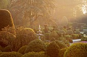 BRODSWORTH HALL, YORKSHIRE: SUMMER, CLIPPED TOPIARY HEDGES, HEDGING, DAWN, SUNRISE, MIST, FOG, FOUNTAIN