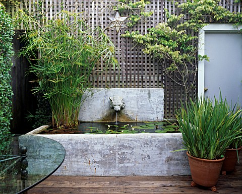 VIEW_OF_DECKED_TERRACE_WITH_RAISED_POOL_AND_TRELLIS_DESIGNER_CHRISTIAN_WRIGHT__SAN_FRANCISCO