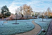 THE OLD RECTORY, QUINTON, NORTHAMPTONSHIRE: DESIGNER ANOUSHKA FEILER: FROST, WINTER, FROSTY GARDEN, ENGLISH, COUNTRY, PATHS, LAWN, HYDRANGEAS, GRASSES, JANUARY