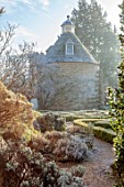 ROUSHAM, OXFORDSHIRE: THE ROSE GARDEN, JANUARY, FROST, FROSTY, WINTER, PIGEON HOUSE GARDEN, BOX HEDGES, HEDGING