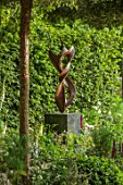 CHELSEA 2022: PERENNIAL GARDEN, WITH LOVE, BY RICHARD MIERS
