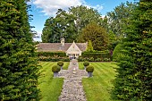 THE SUMMERHOUSE, OXFORDSHIRE: COTSWOLDS, JULY, SUMMER, FORMAL, ROSE GARDEN, LAWNS, WALLS, ROSES GERTRUDE JEKYLL, ROSA LADY OF SHALOTT