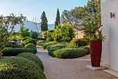 JENNIFER AND ALEXANDER WARREN-GASH GARDEN, MALLORCA