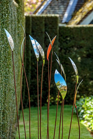 HELMINGHAM_HALL_SUFFOLK_DAVID_HARBER_SUNDIAL