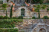 KOULOURA, CORFU, GREECE: DESIGNER PAUL BANGAY: COURTYARD, TERRACE, COURTYARD, WALLS, TERRACOTTA CONTAINERS, STAR JASMINE, TRACHELOSPERMUM JASMINOIDES, STEPS