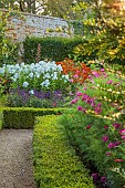 ROCKINGHAM CASTLE, NORTHAMPTONSHIRE: JULY, BORDERS, PHLOX PANICULATA NIRVANA, HELENIUM MOERHEIM BEAUTY, COSMOS, PERENNIALS, ANNUALS
