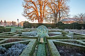 HELMINGHAM HALL GARDENS, SUFFOLK: WINTER, FROST, JANUARY, THE KNOT GARDEN, BOX HEDGES, HEDGING, YEW HEDGES