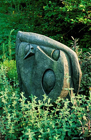 SCULPTURE_BY_HELEN_SINCLAIR_SURROUNDED_BY_NEPETA_SIX_HILLS_GIANTARROW_COTTAGE__HEREFORDSHIRE