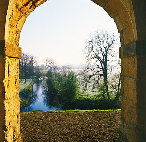 VIEW_OF_THE_RIVER_CHERWELL_FROM_THE_7_ARCHED_PORTICO_CALLED_PRAENESTE__ROUSHAM_LANDSCAPE_GARDEN__OXF