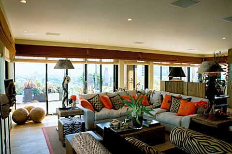 INTERIOR_OF_AFRICAN_THEMED_MEDIA_ROOM__OVERLOOKING_THE_18TH_FLOOR_ROOF_GARDEN_DESIGNED_BY_STEPHEN_WO