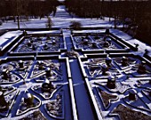 THE SNOW COVERED KNOT GARDENS AT GREAT FOSTERS  SURREY