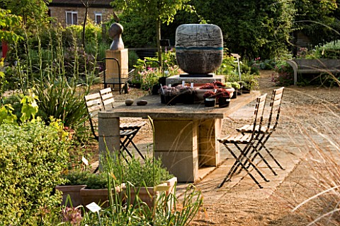 TABLE_AND_CHAIRS_ARE_FOCAL_POINT_OF_THE_NURSERY_GARDEN_WINGWELL_NURSERY___RUTLAND