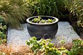 GRANITE CONTAINER WATER FEATURE: DESIGNERS BEVERLEY KNIGHT AND JOHN GODWIN